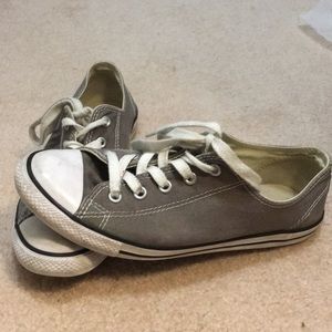 Dainty Gray Converse All Stars- size 7